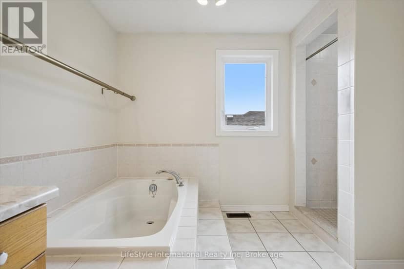 4 Davis Street — photo 34 of 40