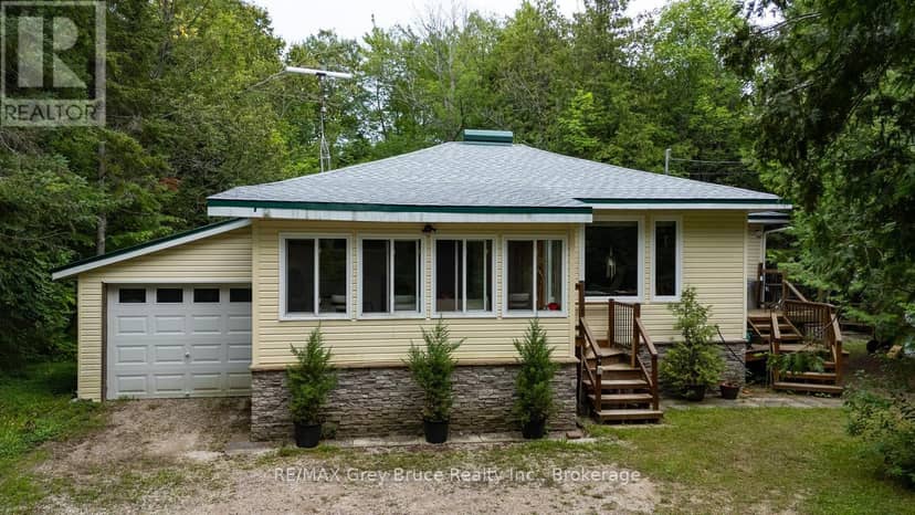 496 Berford Lake Road, South Bruce Peninsula, photo 2