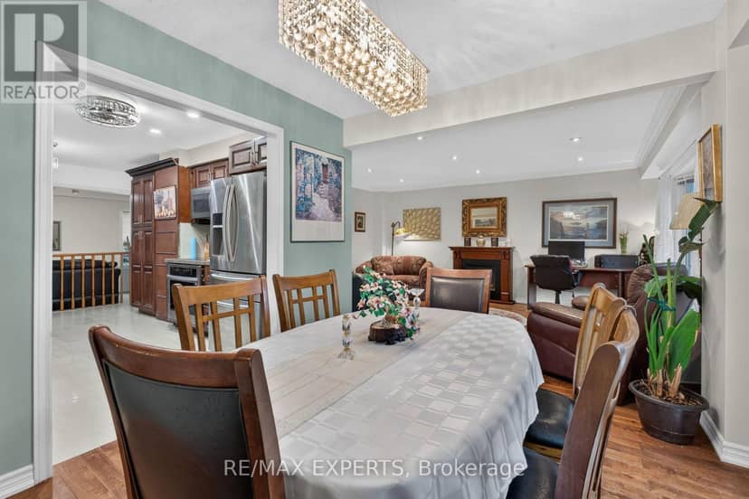 155 Stephen Street — photo 11 of 40