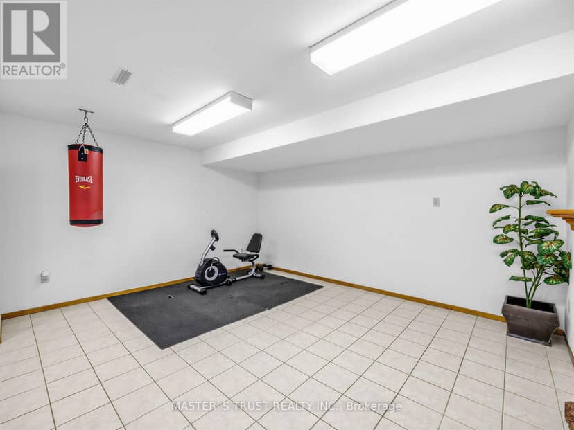 858 Wetherby Lane — photo 36 of 40