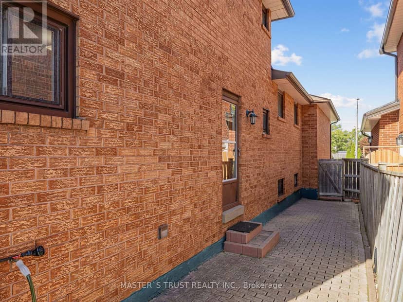 858 Wetherby Lane — photo 39 of 40
