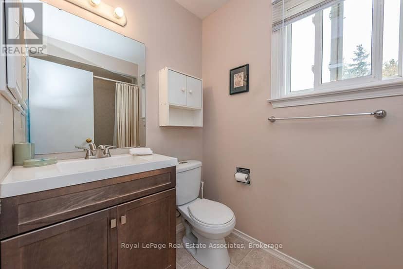 4 Nuttall Street — photo 17 of 37