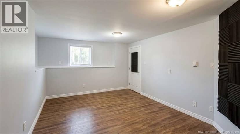 14 Erin Drive — photo 33 of 40