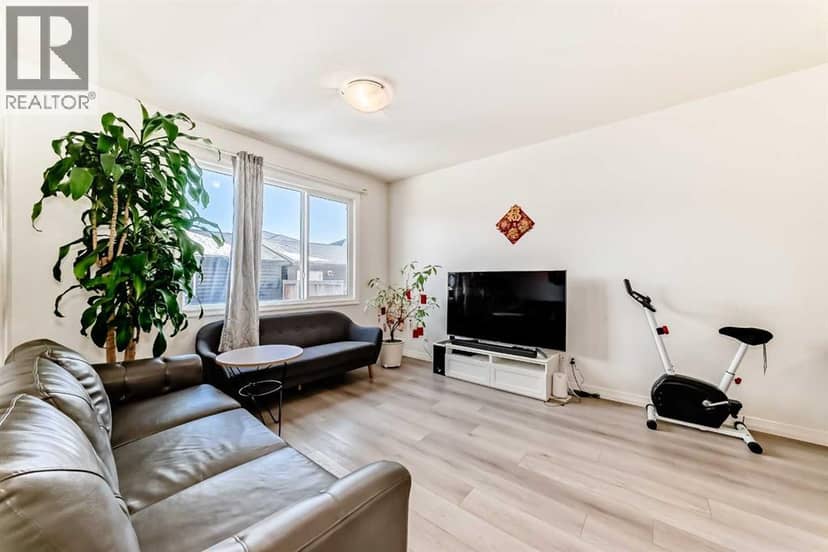 108 Wolf Creek Manor SE, Calgary, photo 6