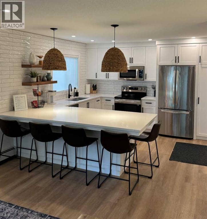 #2, 4415 Lakeshore Drive, Sylvan Lake, photo 3