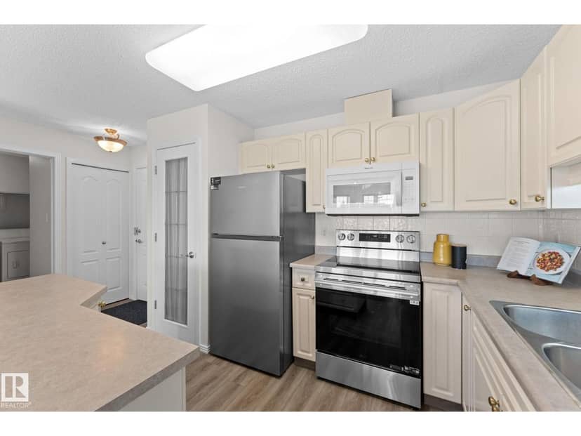 #207 2420 108 ST NW, Edmonton, photo 6