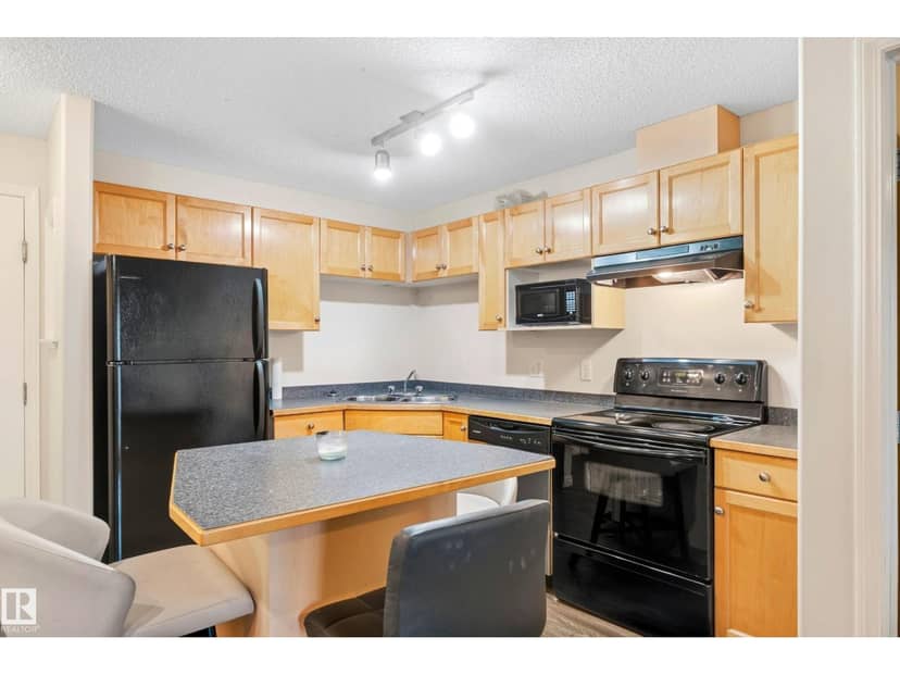 #203 245 Edwards Dr SW — photo 16 of 33