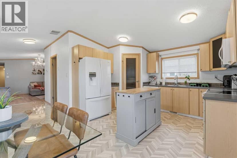 39 Keystone Crossing — photo 10 of 24