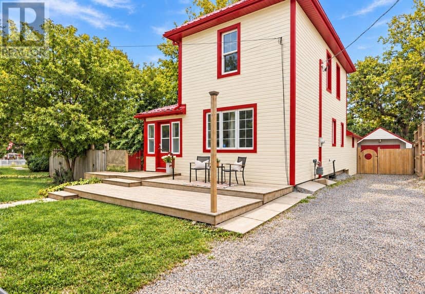 16 Stanley Street, Prince Edward County, photo 2