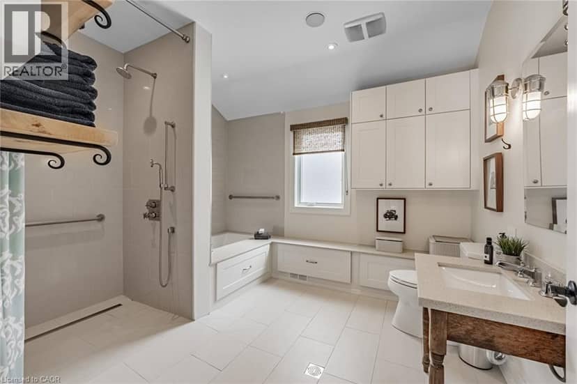 4380 SPRUCE Avenue — photo 27 of 40