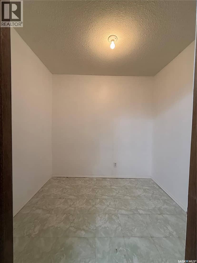 3205 Bliss CRESCENT — photo 26 of 40