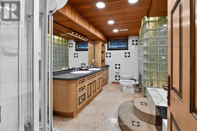 397 Maple Leaf Drive — photo 23 of 40