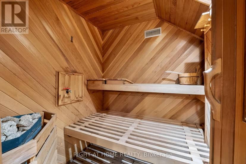397 Maple Leaf Drive — photo 37 of 40