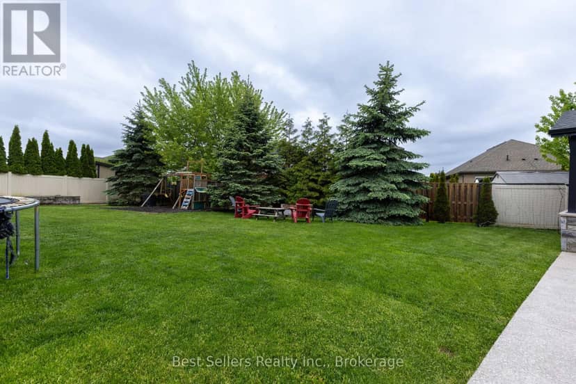 214 Cardinal Crescent, Welland, photo 5