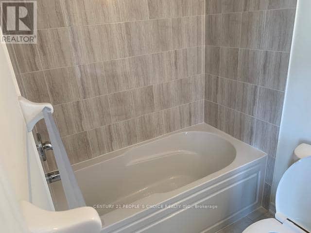 419 Black Cherry Crescent — photo 15 of 29