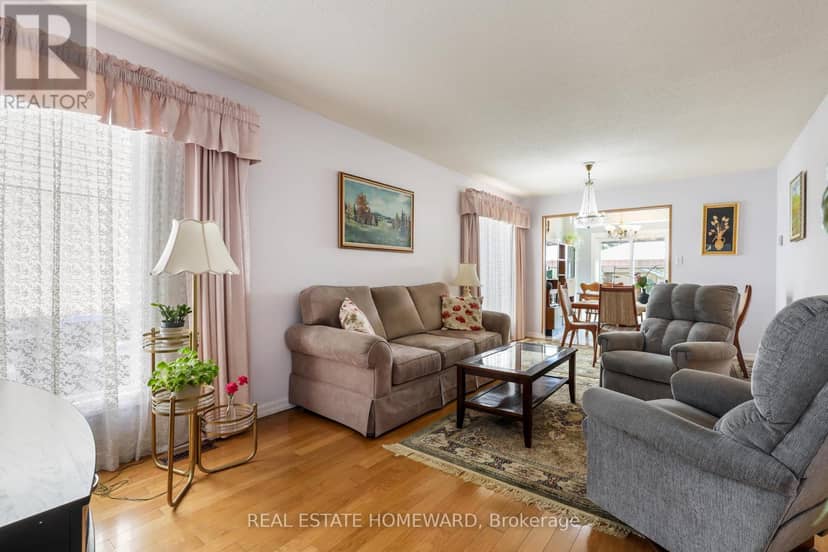 6399 Colebrook Crescent — photo 9 of 40