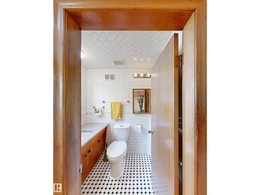 7923 Rowland Rd NW — photo 11 of 40