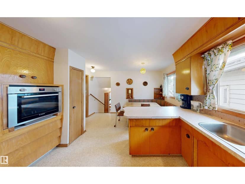 7923 Rowland Rd NW — photo 18 of 40