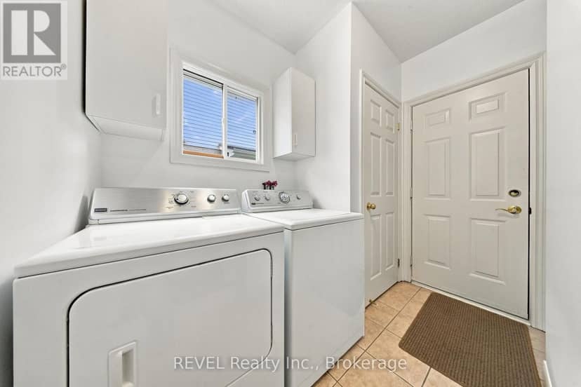 2097 Stornoway Street — photo 16 of 30