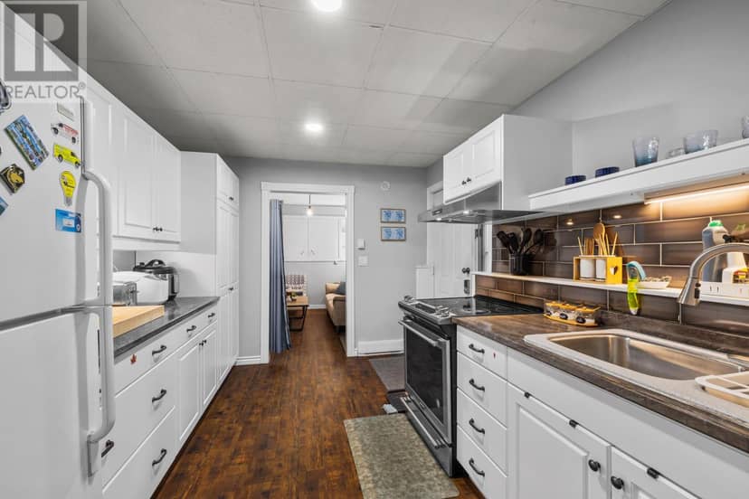 203 Ferry Road — photo 30 of 40