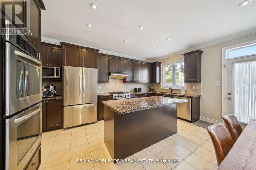 27 Gorman Avenue — photo 10 of 40