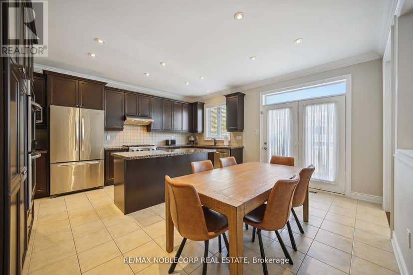 27 Gorman Avenue — photo 8 of 40