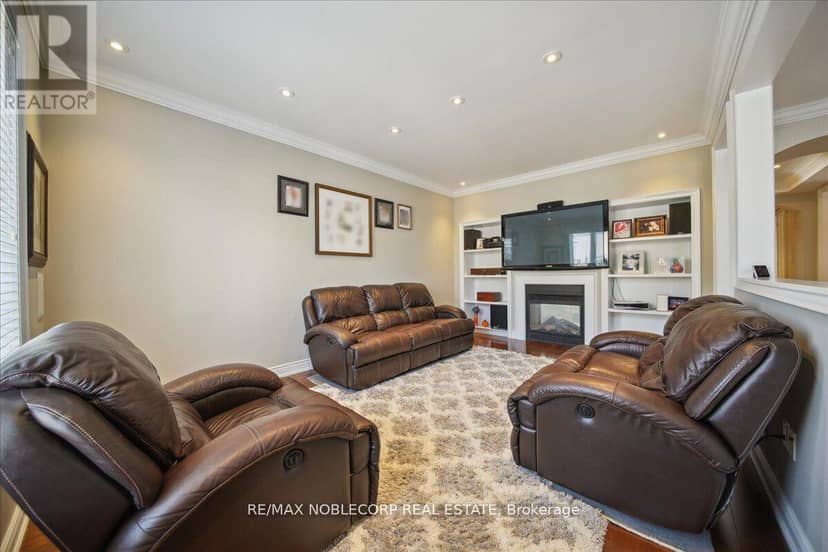 27 Gorman Avenue — photo 13 of 40