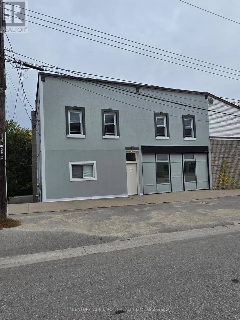 757 Fourth Avenue, Tay, photo 2