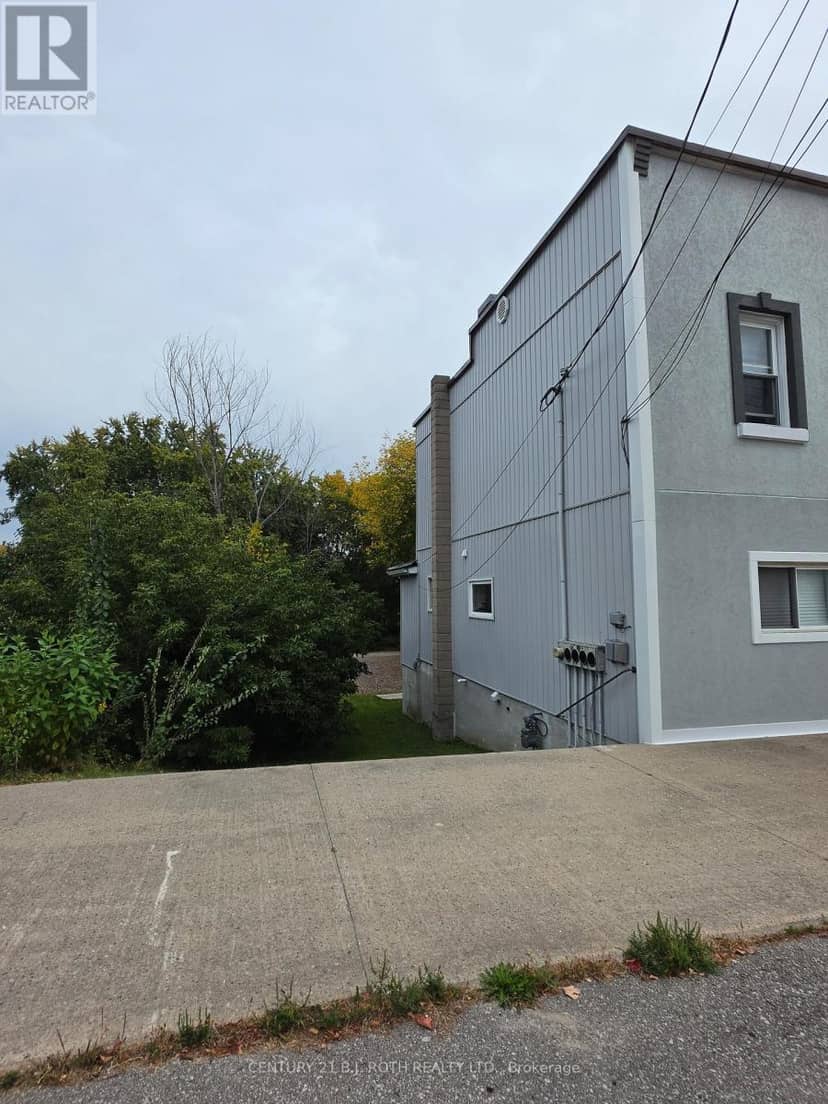 757 Fourth Avenue, Tay, photo 4