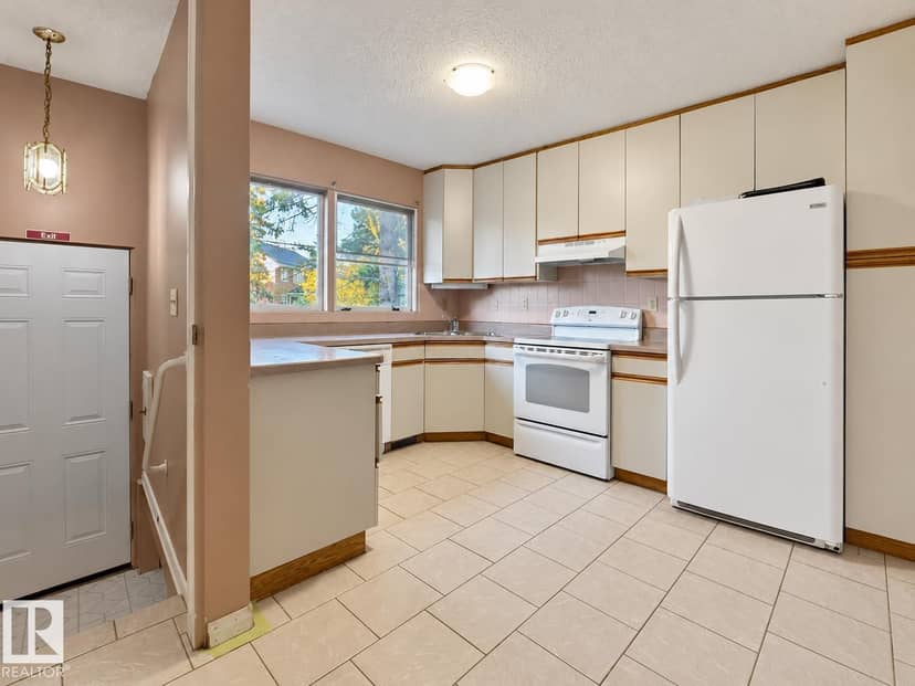 12204 40 AV NW, Edmonton, photo 5