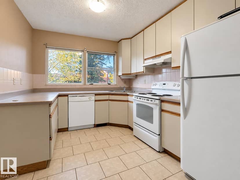 12204 40 AV NW, Edmonton, photo 6