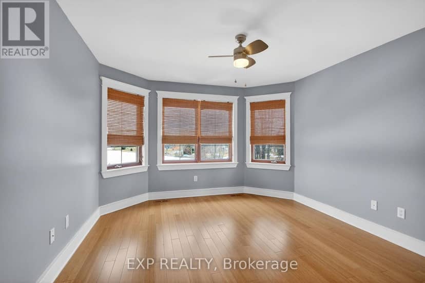 6715 Suncrest Drive — photo 23 of 40