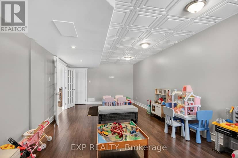 6715 Suncrest Drive — photo 36 of 40