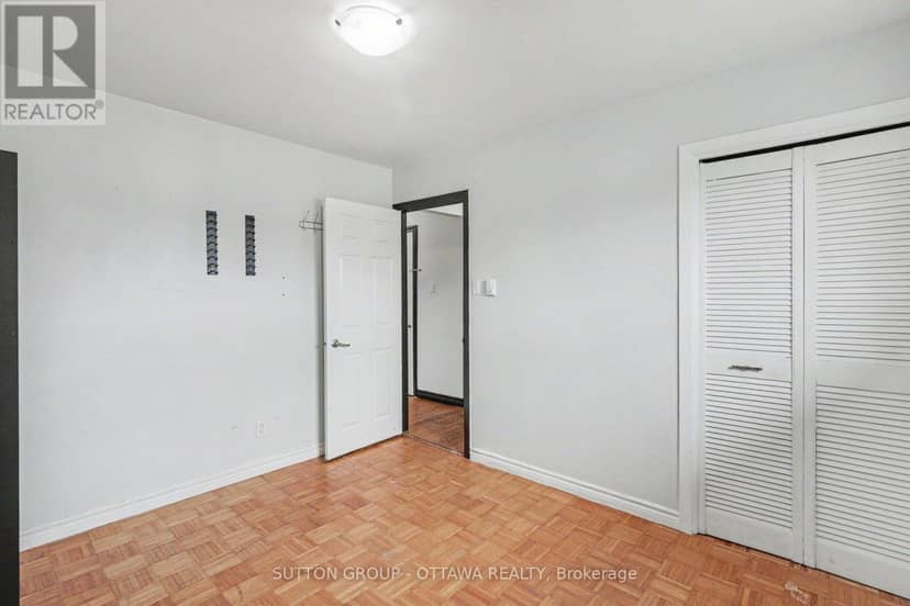678 Rejane Crescent — photo 17 of 31