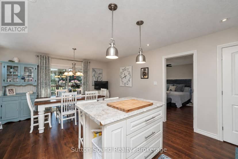 2327 10th Avenue E — photo 19 of 40