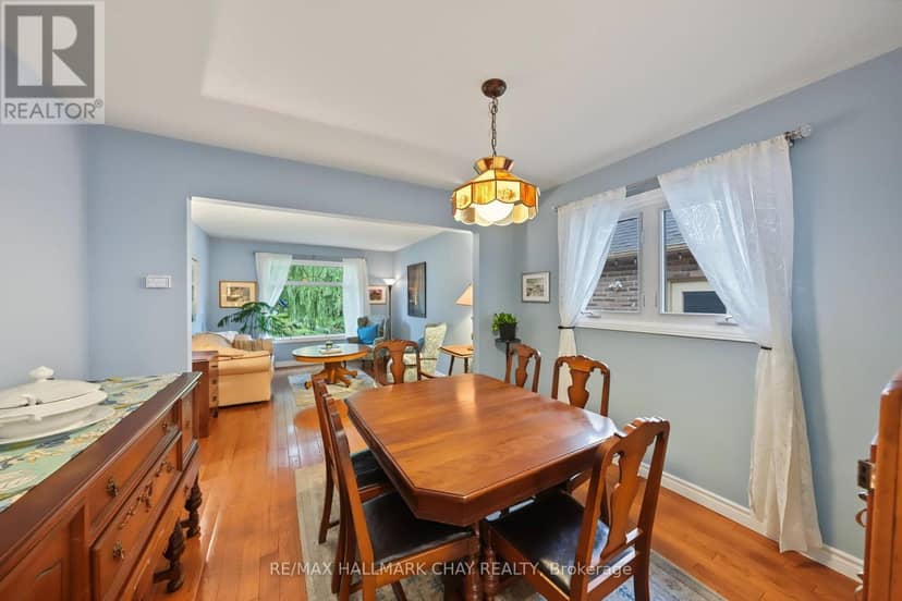 66 Hutchinson Drive — photo 14 of 40