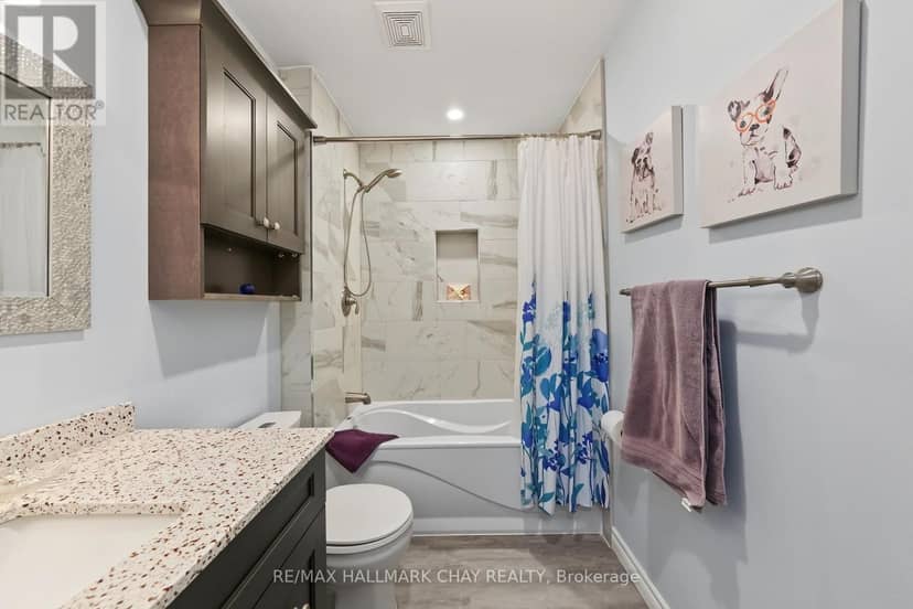 66 Hutchinson Drive — photo 21 of 40