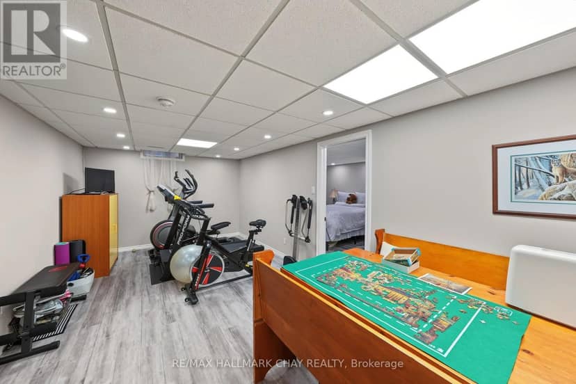 66 Hutchinson Drive — photo 34 of 40