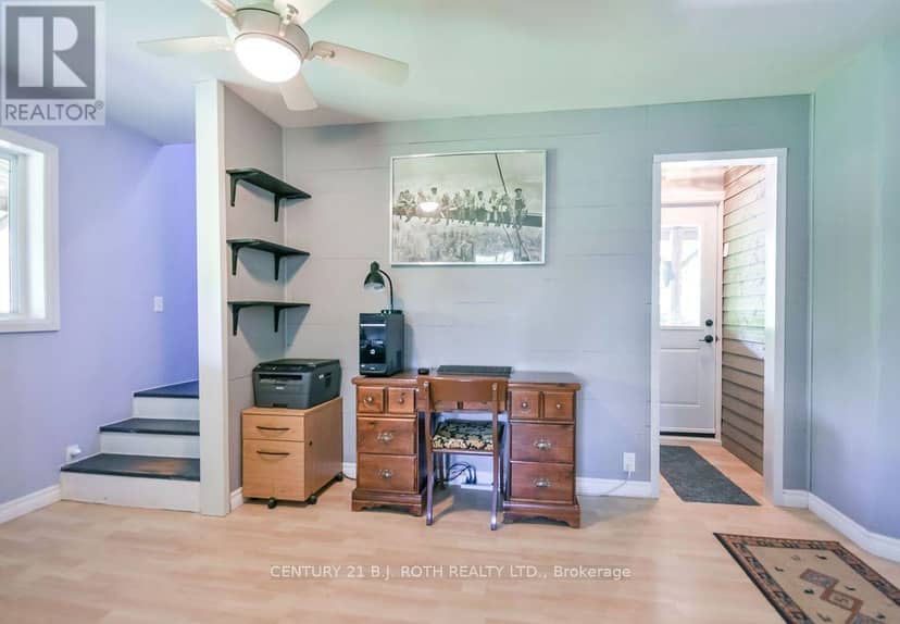 12 Patricia Drive — photo 14 of 40
