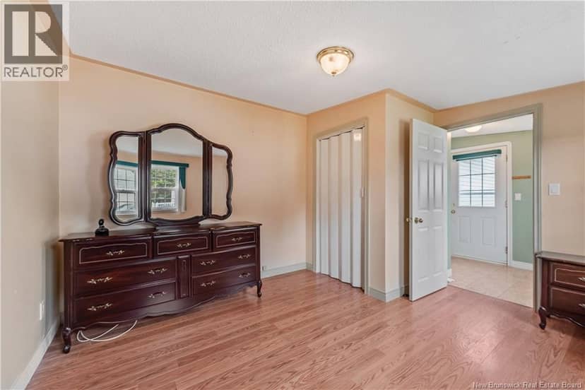 1193 Saint-Charles Sud — photo 22 of 40