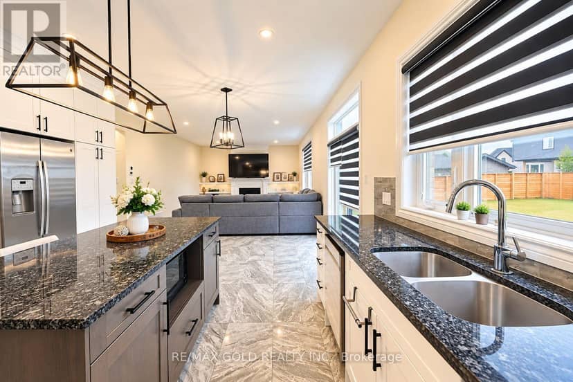 53 Hazelwood Pass — photo 19 of 40