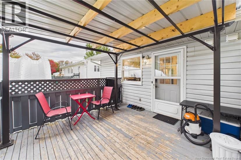 84 Glencoe Drive — photo 28 of 36