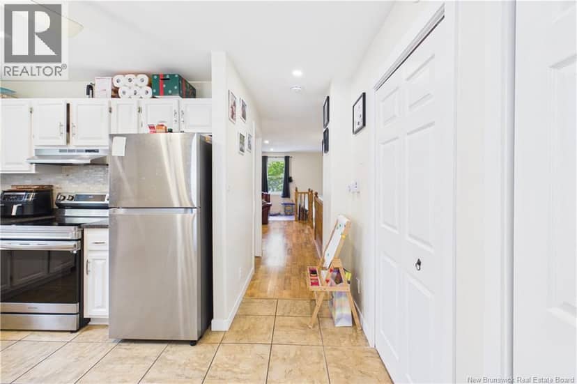 84 Glencoe Drive — photo 8 of 36