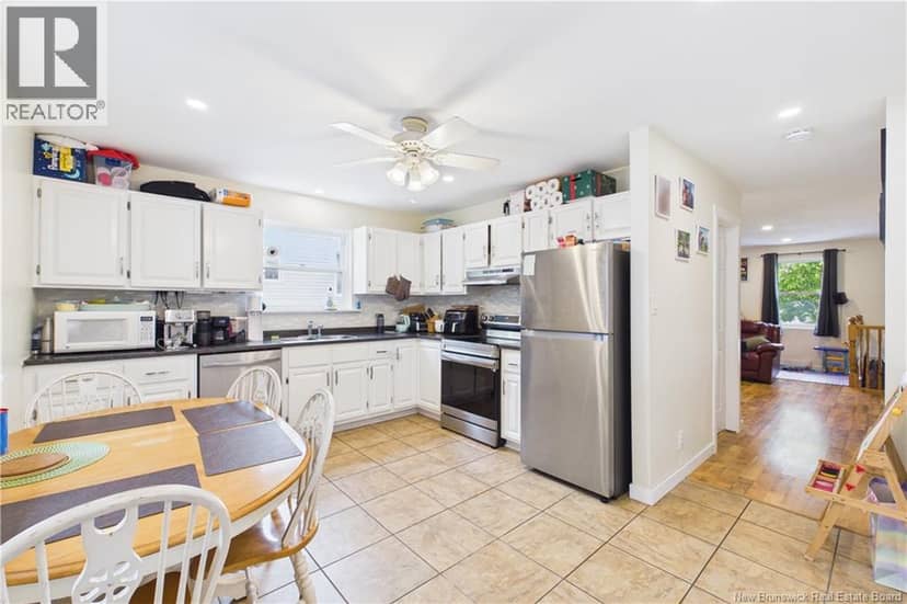 84 Glencoe Drive — photo 9 of 36