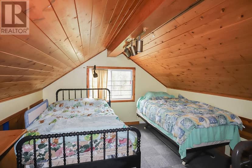 4967 Gordon RD — photo 37 of 40
