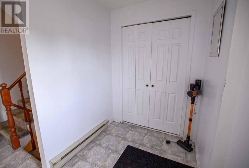 954 Cashin Crescent — photo 11 of 40