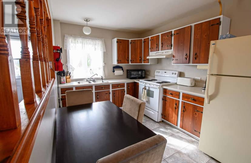 954 Cashin Crescent — photo 17 of 40