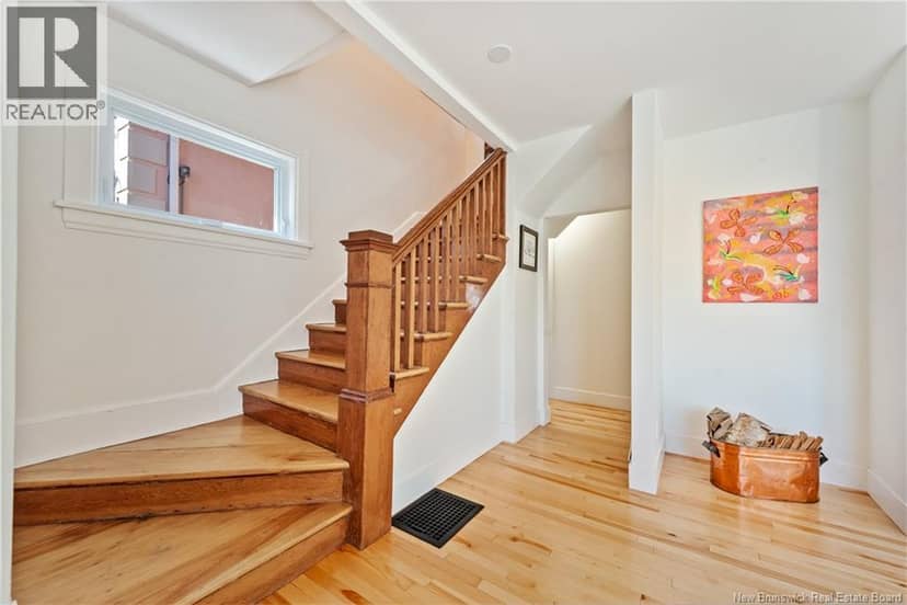 25 Hillcrest Drive — photo 3 of 39