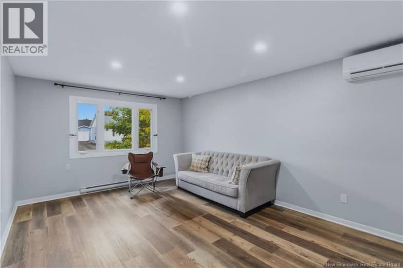 7 James Street — photo 3 of 16