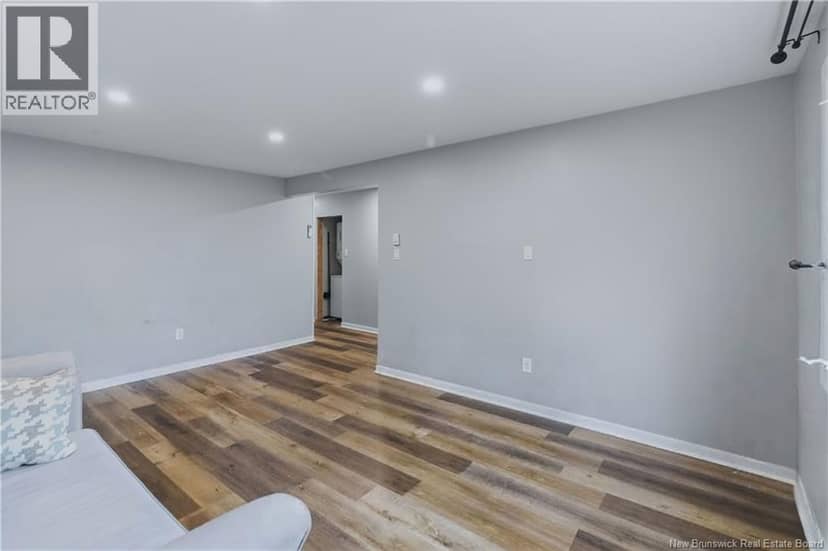 7 James Street — photo 4 of 16